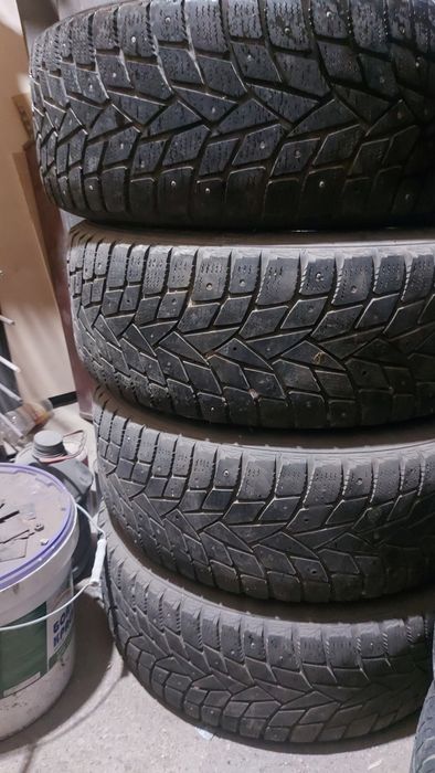Продам комплект резины с дисками
