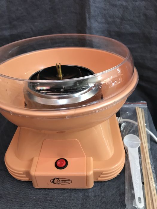 Уред за правене на памук Bestron Retro