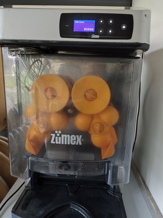 Фреш машина ZUMEX Versatile Pro