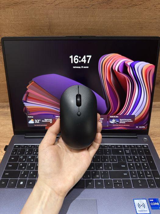 HUAWEI i7 мышка в подарок