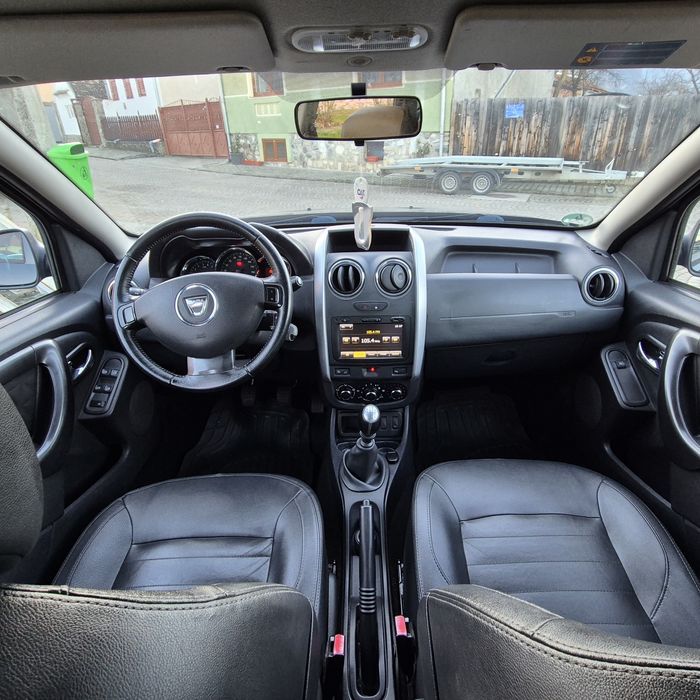 Dacia Duster , benzina ,euro 5 , navi ,piele ,Germania ,2014,pret FIX