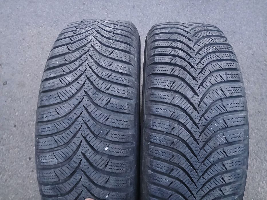 Зимни гуми 15цола Hankook-195/65/15-6.5мм-грайфер 2018година