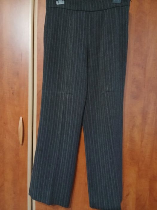 Vand Pantaloni Dama de stofa Marimea L