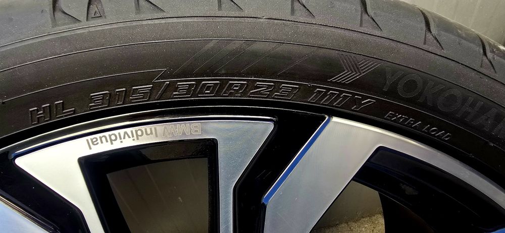 Оригинални 23"джанти BMW X7(Стил 914I)+ гуми Yokohama  спорт пакет
