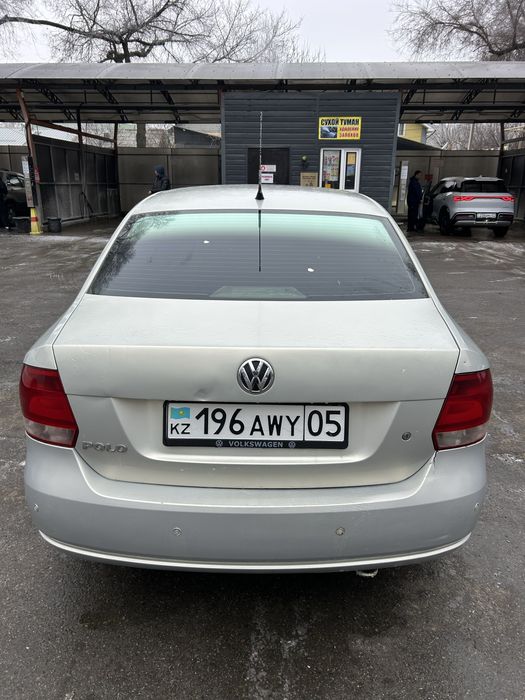 Volkswagen поло 2012 …..