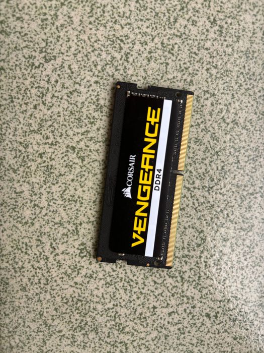 Memorie RAM laptop 3200 cl22 16GB