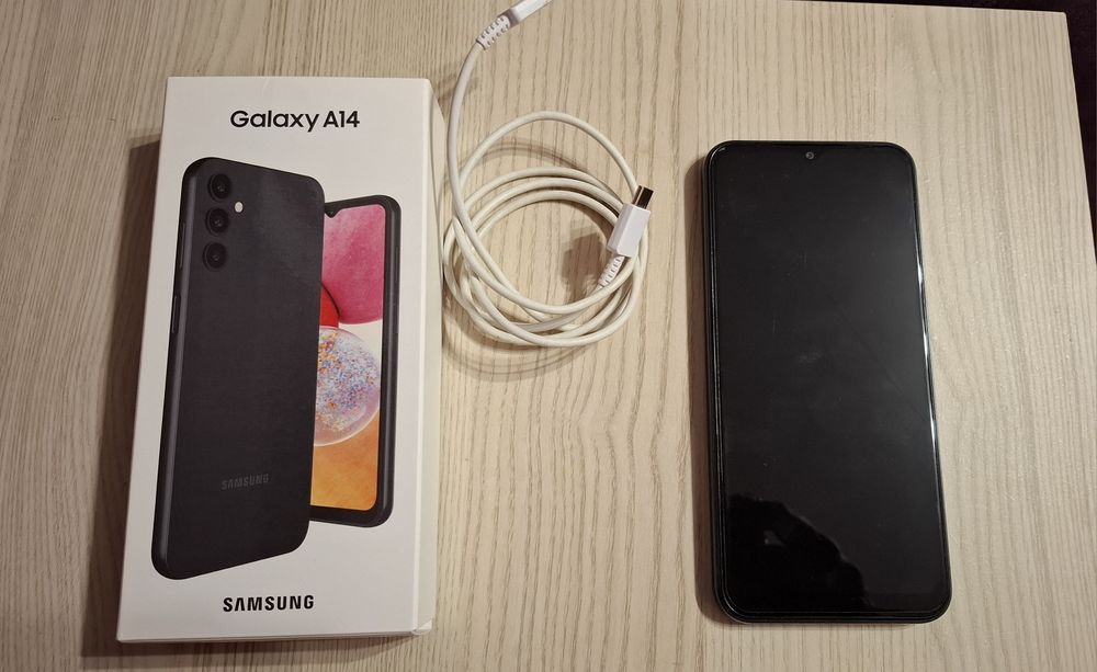 Samsung A14 - черен