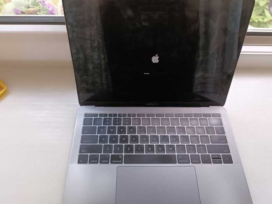 MacBook Pro 13-inch, 2017, i5/16/512