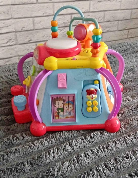 Cub cu melodii si lumini
