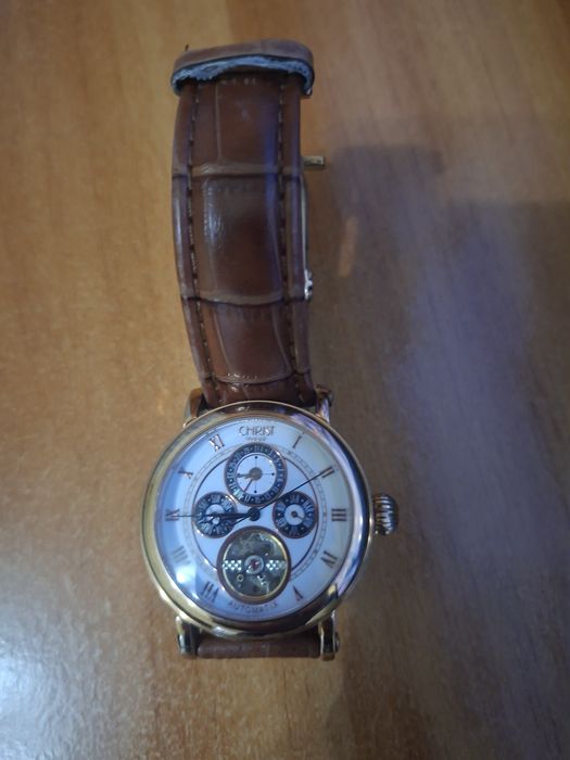 Ceas automatic chirisi stare perfectă  300lei