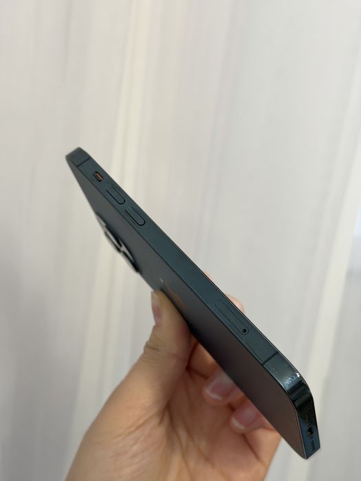 Продается Iphone 12 pro, 512 Гб в хорошем состоянии.