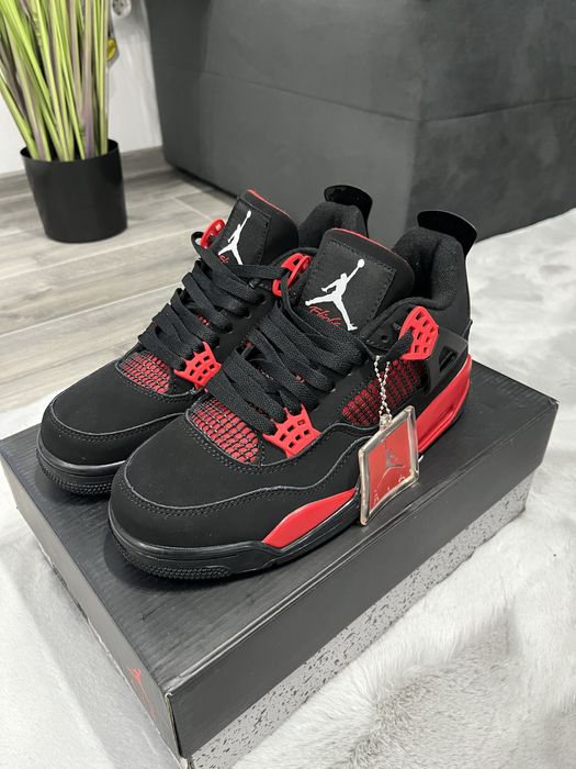 Jordan 4 Retro 40-43