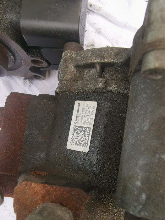 Pompa înaltă presiune 1.6 TDI cayc Skoda vw seat 03L130755E
