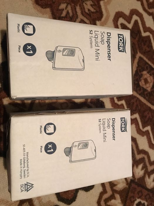 Промо 60 Tork диспенсер за течен сапун и душ гел