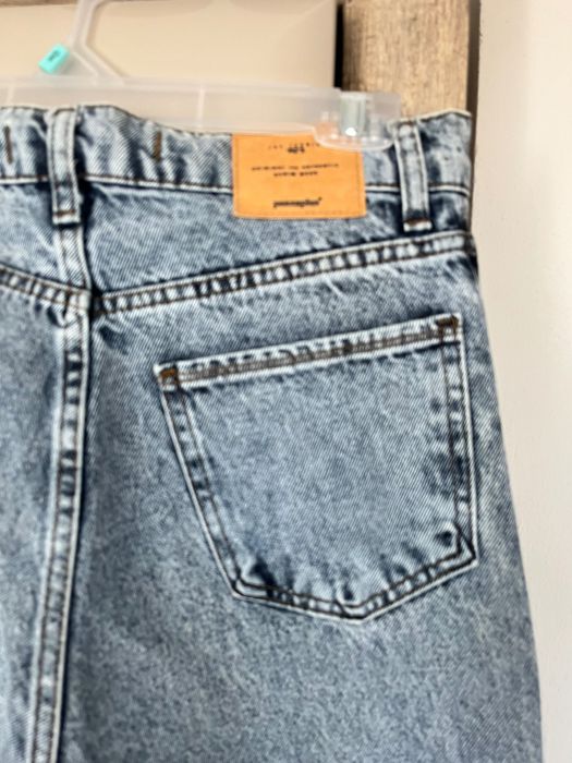 Дамски дънки с камъни