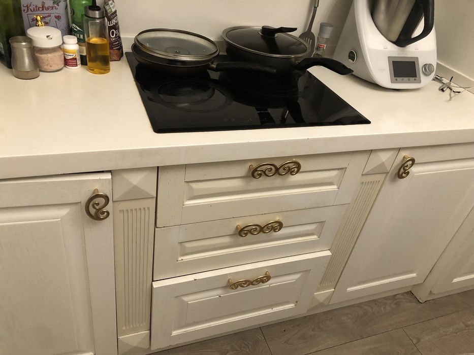 Встроенная кухня! Срочно!