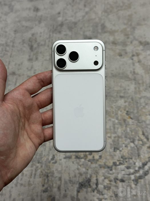 iPhone 17 Pro Max 256GB Silver LL/A