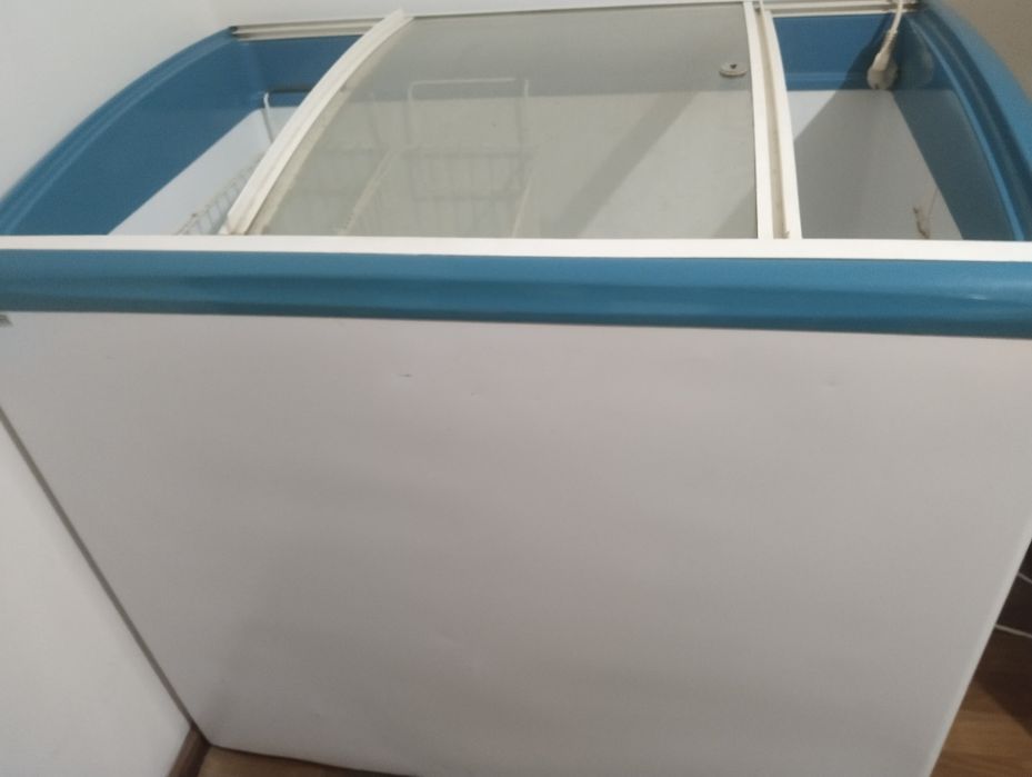 Срочно продам холодильник