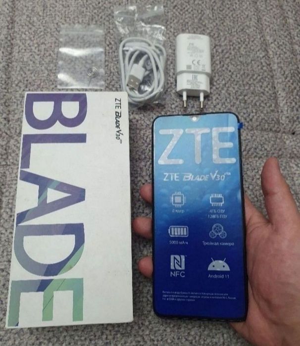 Srochna Prodam Sotiladi ZTE Blade V30 4/128Gb Black 4G Orginal yengi