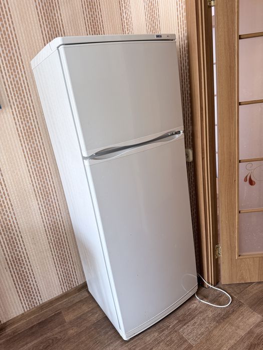 Срочно продам холодильник