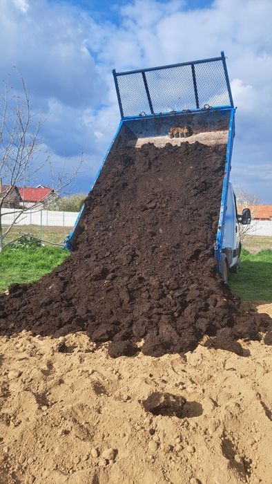 Vând gunoi putred de vaci