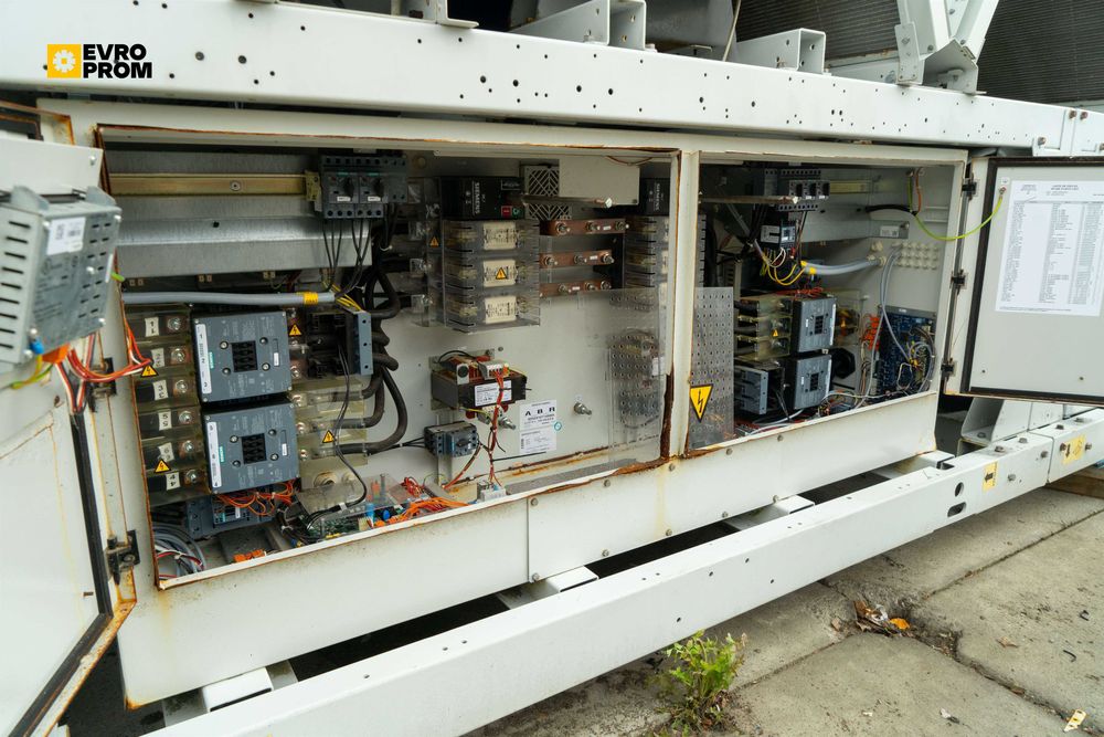 Чилър CARRIER 30XB  0041 890 kW | Тестван | С гаранция