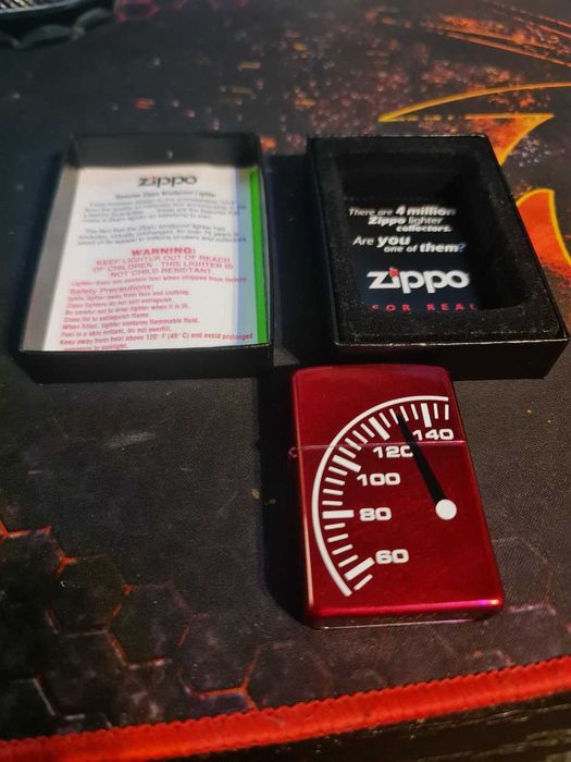 Bricheta ZIppo SPEEDOMETER Candy apple red 24349