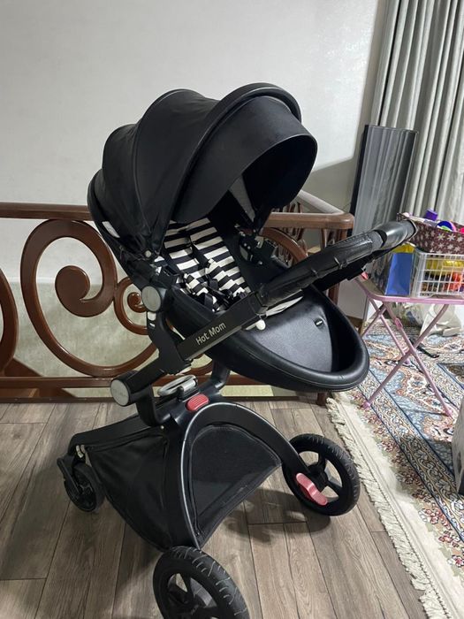 Продам коляску Hot mom