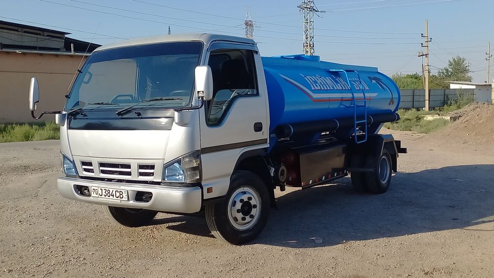 Isuzu  2010 yil vadavoz