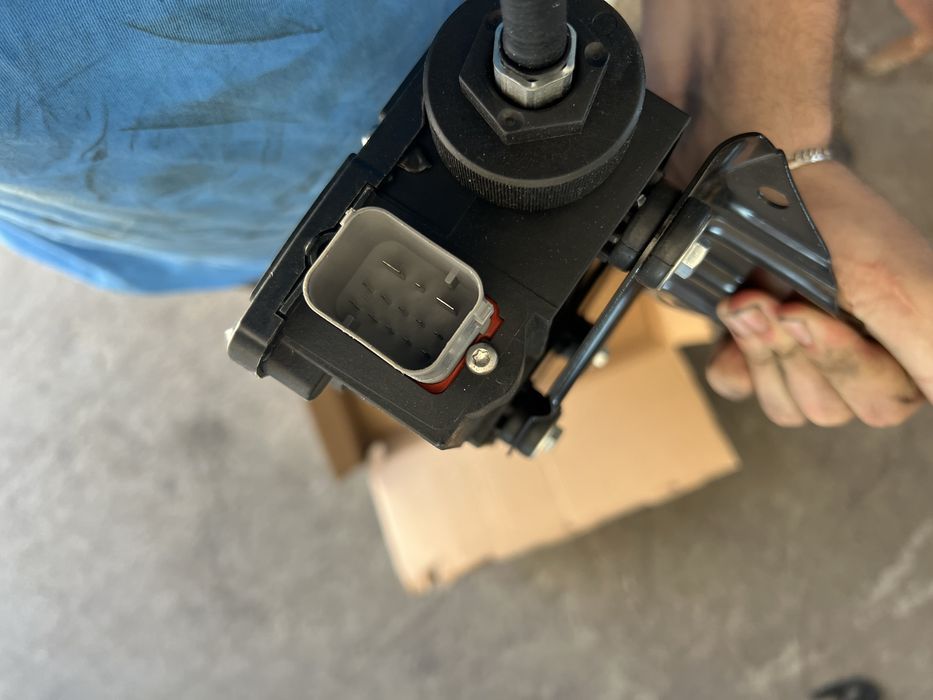 Modul frana de mana BMW X5 X6 e70 e71 NOU , în cutie nefolosit !