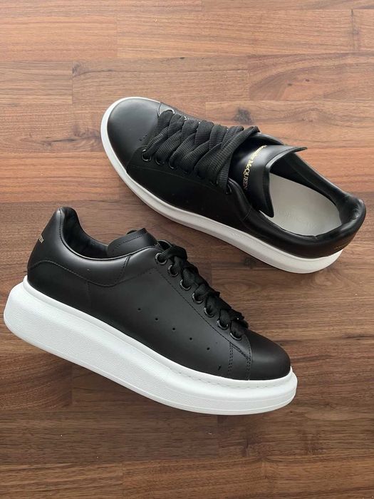 Alexander McQueen (43) Noi | Livrare rapida cu verificare