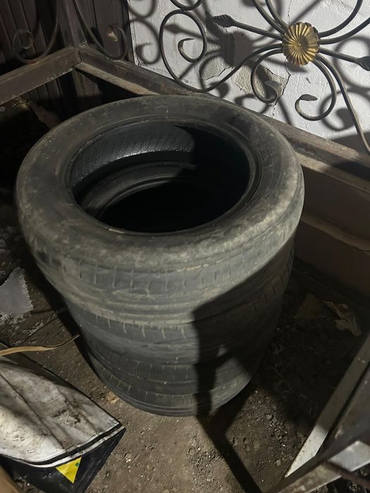 Продам летние резину. R15