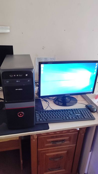 Продам комплект компьютер