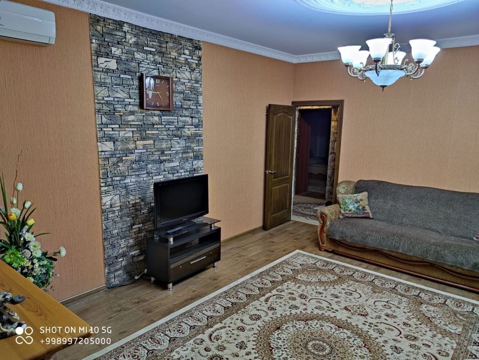 2 комнатная квартира Шахризабс ориентир метро Айбек  Вестминстер униве