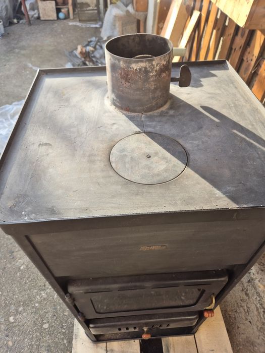 Камина с водна риза