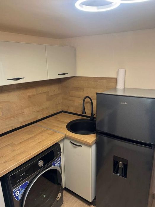 Дава се под наем Едностаен апартамент в София, Бояна - 30 кв.м за 447.78 € - Снимка #1