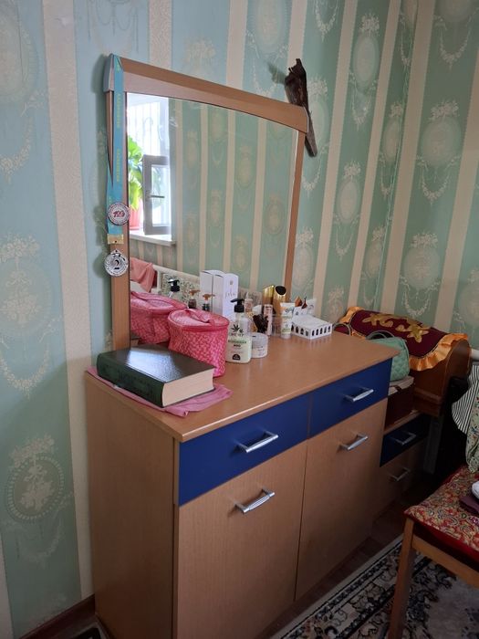 Спальный гарнитур