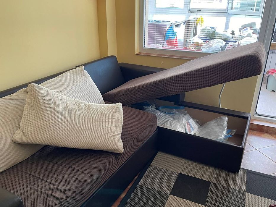 Продавам ъгълов диван