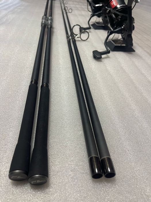 SET 2 Lansete FL Strategist 3.90m/3.75lbs+2 Mulinete FL 14000 New 2025