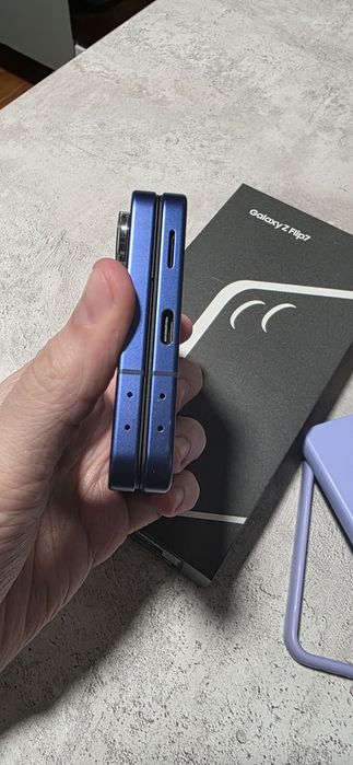 Samsung z flip 7 продам