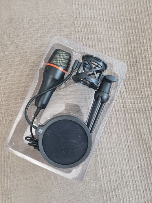 Микрофон Defender