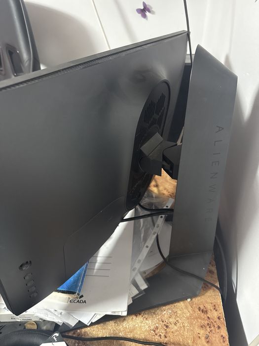 Monitor gaming alienware 240 hz