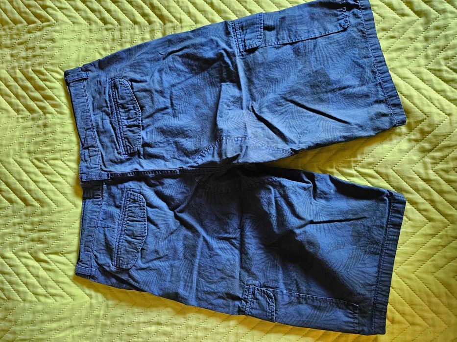 Младежки къси панталони 162-164 см. Guess, G-star