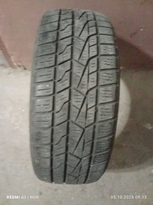 Продавам гуми втора употреба,2  бр. все сезонни,2 бр. Летни 205/55/16