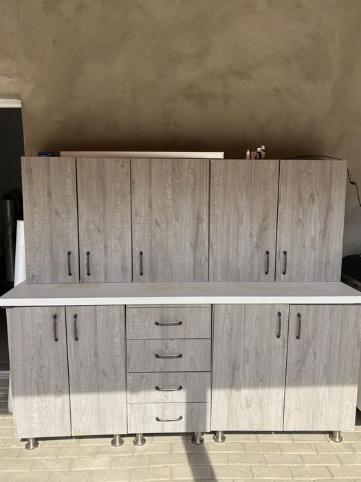 Vand mobika de bucatarie