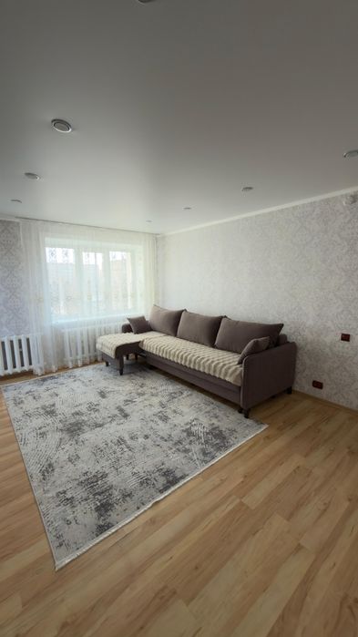 Сдам 2 комнатную квартиру район 17 школа