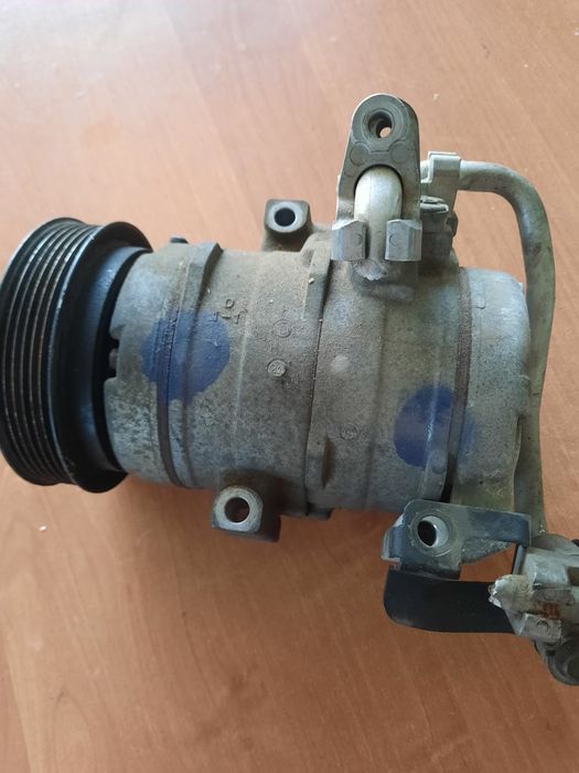 Продам запчасти на Мазда 6