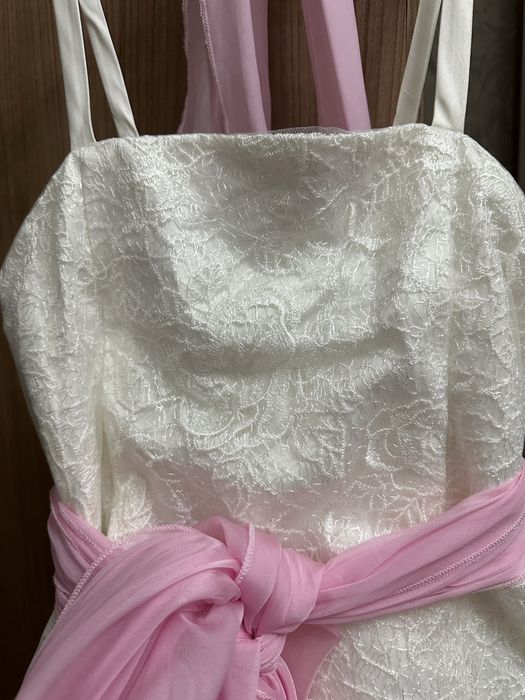 Продаю бальное платье для девочки