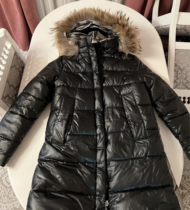 Продам куртку в идеальном состоянии