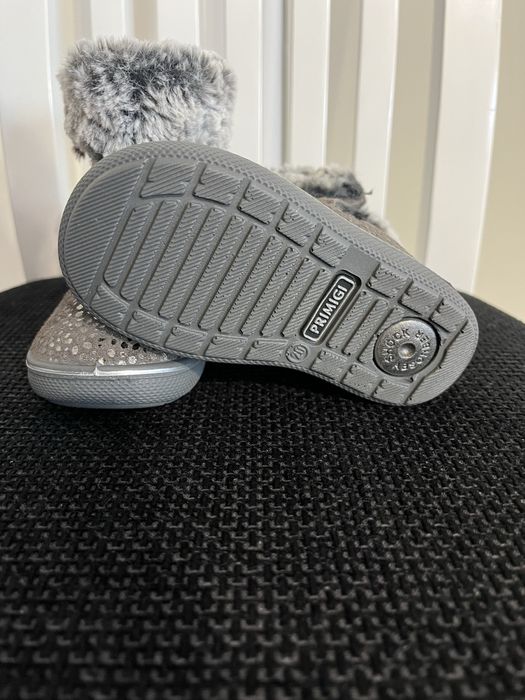 Vand cizme fetite marimea 20